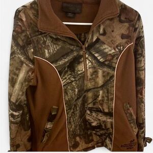 Women’s Camo Fleece Quarter Zip | Outdoor Break-Up Print Mossy oaks
